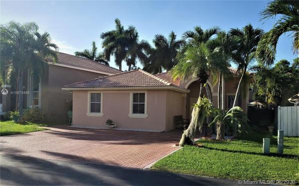 Shoma Homes, 16401 SW 94th St, The Hammocks, Florida 33196, image 2
