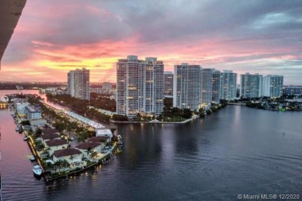 Winston Towers 500, 301 174th St #2402, Sunny Isles Beach, Florida 33160, image 2