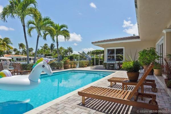 Keystone Island, 2270 Bayview Ln, North Miami, Florida 33181, image 2