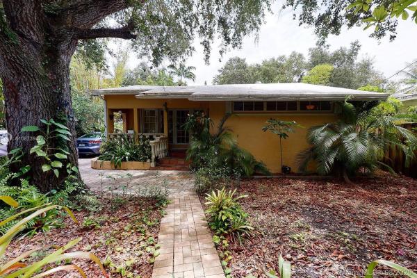West Larkin Park, 6841 SW 78th Ter, South Miami, Florida 33143, image 2