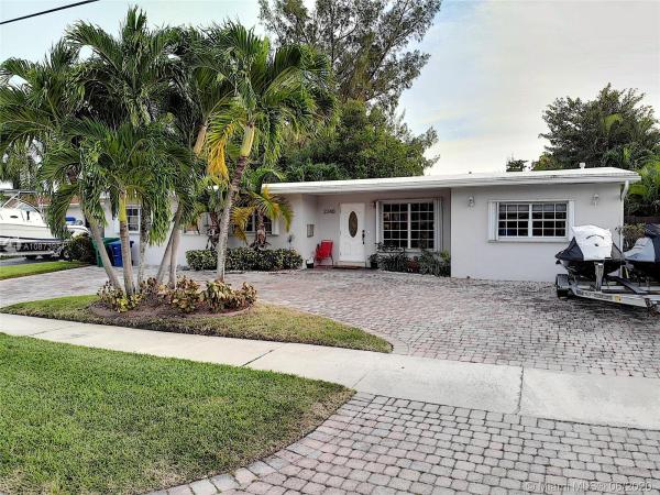 Enchanted Lake, 2340 NE 192nd St, Ojus, Florida 33180, image 2