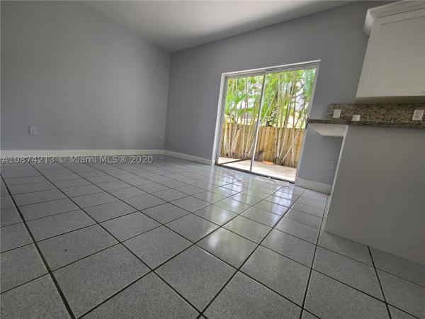 Amaretto, 11797 SW 99th St, Kendall, Florida 33186, image 2