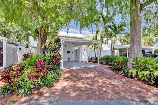 Townhouse Isles, 5 Hathaway Ln, Wilton Manors, Florida 33305, image 2