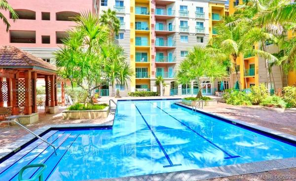 Valencia, 6001 SW 70th St #112, South Miami, Florida 33143, image 2