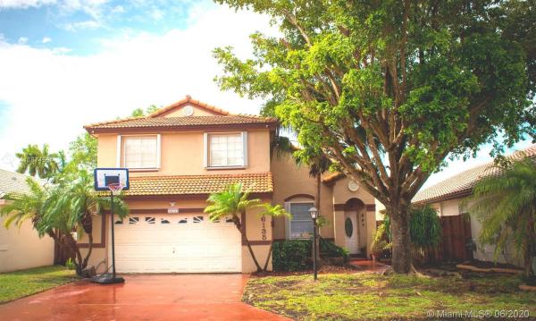 Lago Mar South, 16135 SW 86th Ter, Kendall, Florida 33193, image 2