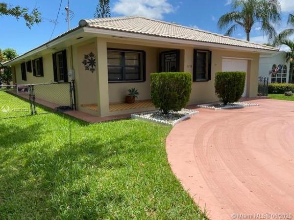 Coral Villas, 6258 SW 34th St, Coral Terrace, Florida 33155, image 2
