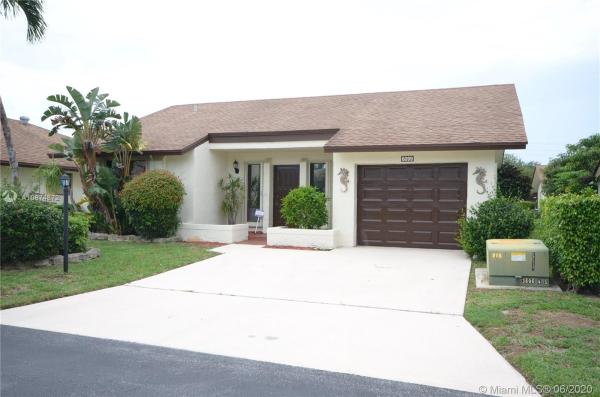 Buttonwood, 6099 Ambertree Ln, Greenacres, Florida 33463, image 2