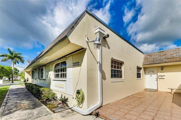 Green Hills Park West, 16992 SW 113th Ave #5232D, West Perrine, Florida 33157, image 3