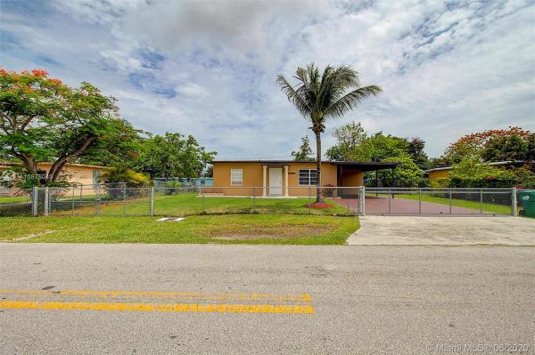 Leisure City Residential, 14970 Grant Ln, Leisure City, Florida 33033, image 2