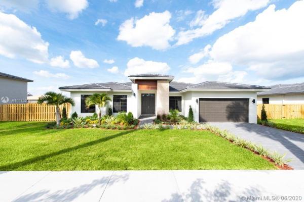 Southern Estate Homes, 13215 SW 232nd St, Redland, Florida 33170, image 2