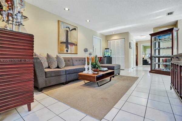 Central Dania Heights, 290 SE 7th St, Dania Beach, Florida 33004, image 1