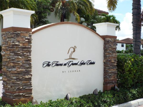 Century Townhomes At Bird Road, 4260 SW 166th Ct #4260, Kendall West, Florida 33185, image 2