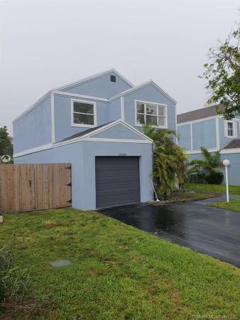 Catalina West, 10036 SW 222nd St, Cutler Bay, Florida 33190, image 2