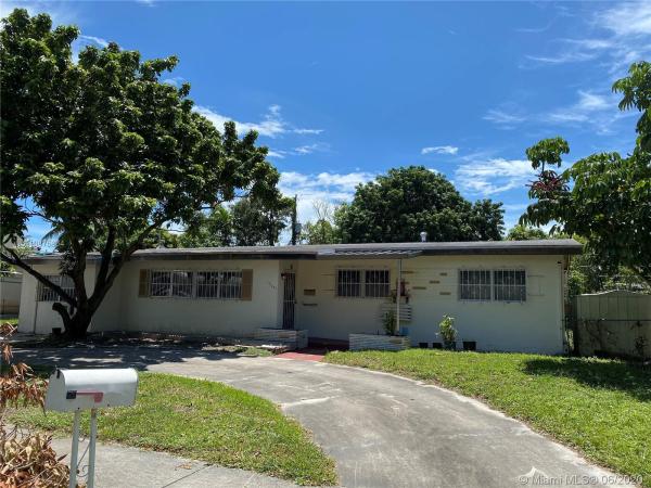 Highland Manor, 17601 NE 7th Ct, North Miami Beach, Florida 33162, image 2