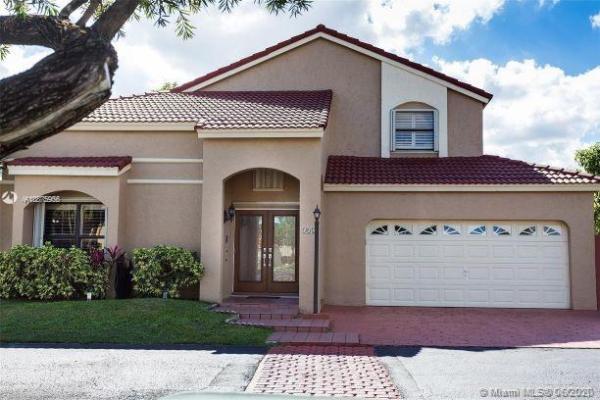 Poinciana Pointe, 502 SW 88th Pl E, Fountainebleau, Florida 33174, image 2
