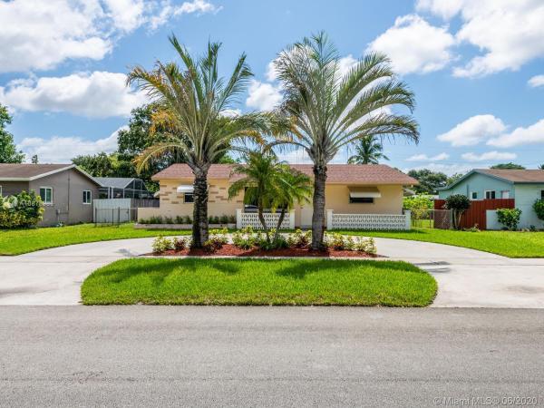 Hollywood Hills, 2119 N 42nd Ave, Hollywood, Florida 33021, image 2