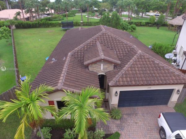 Gardens By The Hammocks, 15181 SW 113th Ter, The Hammocks, Florida 33196, image 2