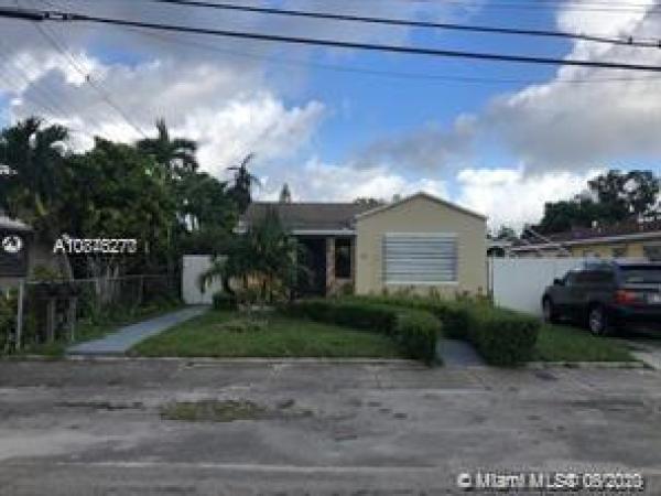 Pinehurst Villa, 120 NW 48th Ct, Miami, Florida 33126, image 2