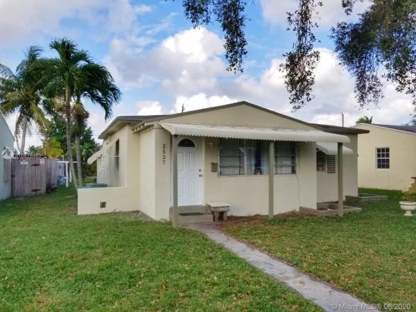 Hollywood Park, 2527 Coolidge St, Hollywood, Florida 33020, image 2
