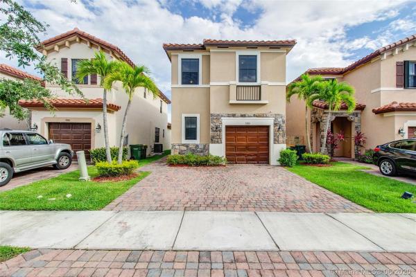 Sierra At The Vineyards, 3760 NE 2nd St, Homestead, Florida 33033, image 2
