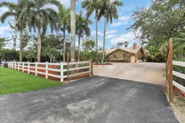 Fla Fruit Lands, 15720 SW 56th St, Southwest Ranches, Florida 33331, image 2