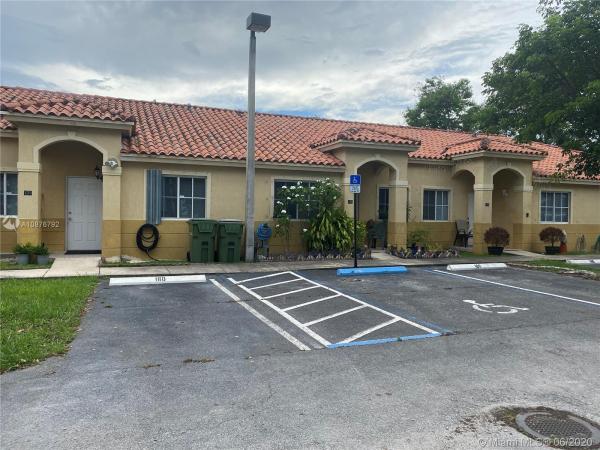 Edgewater, 172 NE 13th Ave #27, Homestead, Florida 33033, image 2