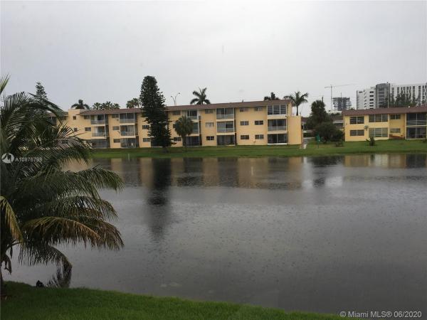 Biscayne Lake Gardens, 2825 NE 201st Ter #M218, Aventura, Florida 33180, image 2