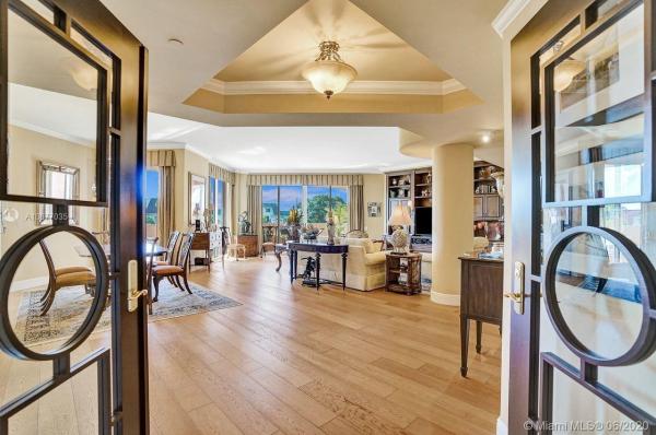 The Gables Club, 10 Edgewater Dr #3F, Coral Gables, Florida 33133, image 2
