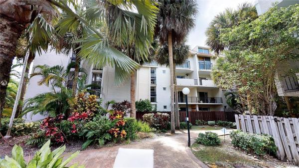 Dadeland Grove, 6890 N Kendall Dr #B302, Pinecrest, Florida 33156, image 2
