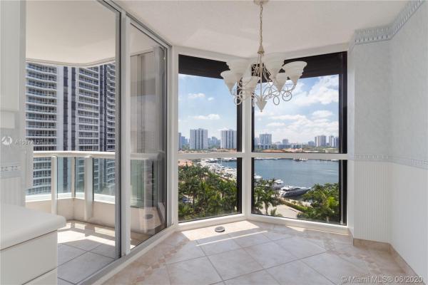 North Tower At The Point, 21205 NE 37th Ave #1106, Aventura, Florida 33180, image 2