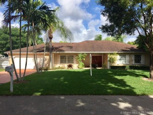 Robin's Run West, 14506 SW 148th Ave, Country Walk, Florida 33196, image 2