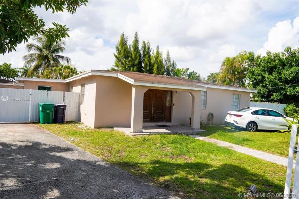 Westwood Lakes Residential, 11431 SW 48th St, Westwood Lakes, Florida 33165, image 2