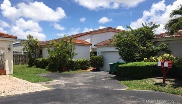 Poinciana Pointe, 472 SW 88th Ct, Fountainebleau, Florida 33174, image 2