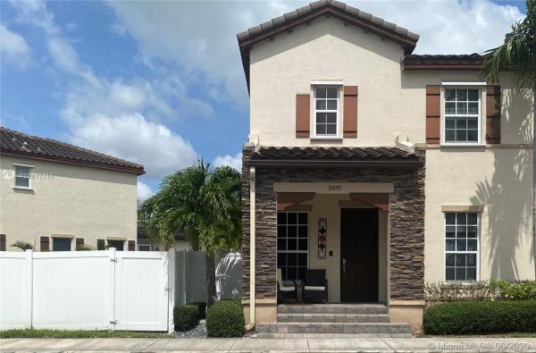 Kendall Commons Residential, 9070 SW 169th Path #9070, The Hammocks, Florida 33196, image 2