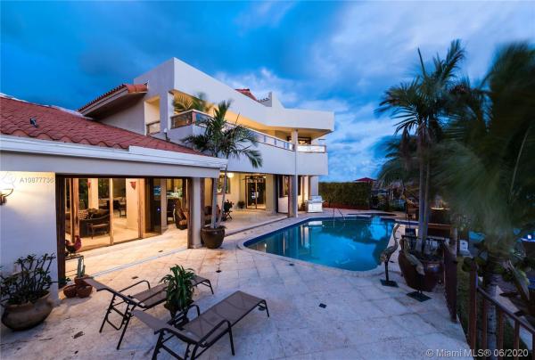 Sans Souci Estates, 2076 NE 121st Rd, North Miami, Florida 33181, image 2
