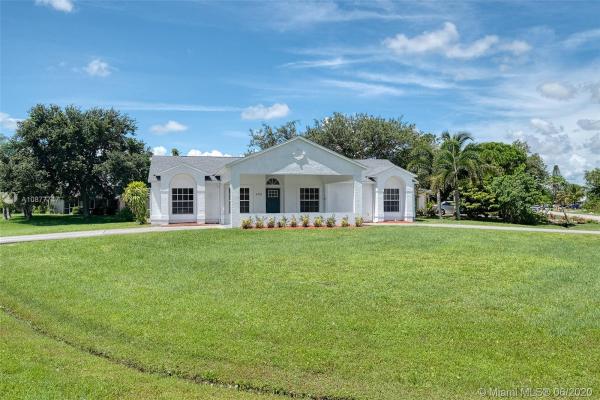498 SE Starfish Ave, Florida 34983, image 2
