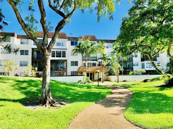 Omega, 7100 NW 17th St #405, Plantation, Florida 33313, image 2