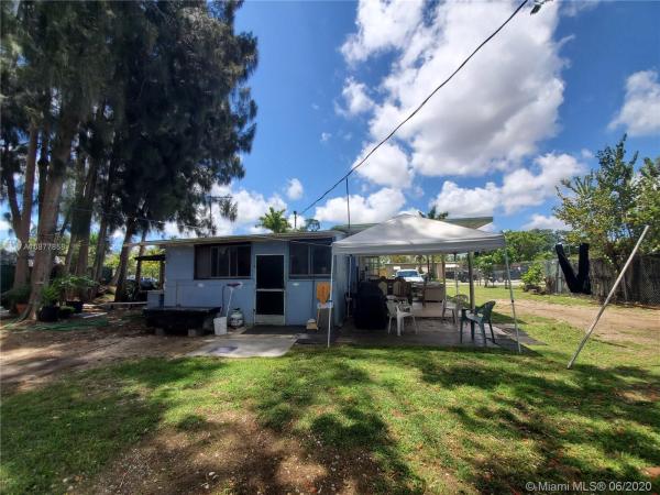 Leisure City Residential, 15301 Harrison Dr, Leisure City, Florida 33033, image 2