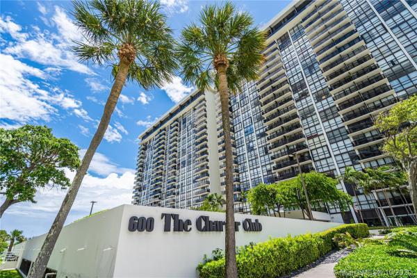 Charter Club, 600 NE 36th St #323, Miami, Florida 33137, image 2
