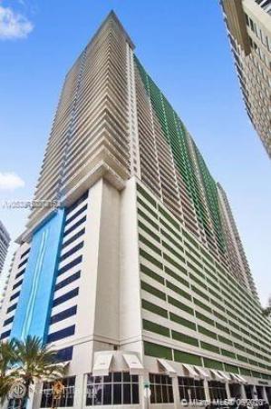 The Club At Brickell Bay, 1200 Brickell Bay Dr, Miami, Florida 33131, image 2