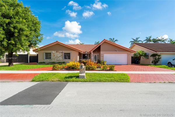 University Park East, 13461 SW 5th St, Tamiami, Florida 33184, image 2