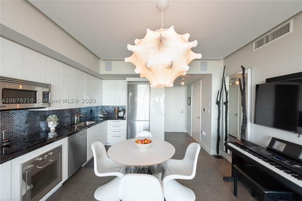 Mint At Riverfront, 92 SW 3rd St #3607, Miami, Florida 33130, image 2