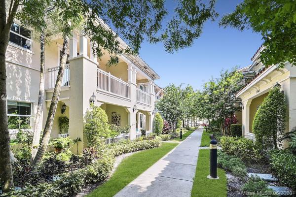 Cascada Isle, 2987 St John Dr, Cooper City, Florida 33024, image 2