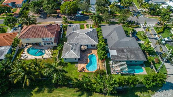 Miami Beach, Florida 33141, image 2