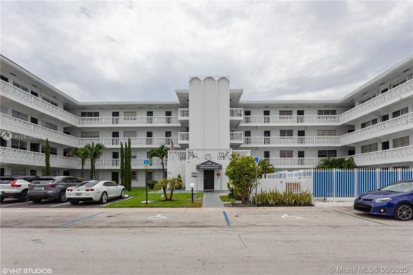 Longwood House, 11685 Canal Dr #106, North Miami, Florida 33181, image 2
