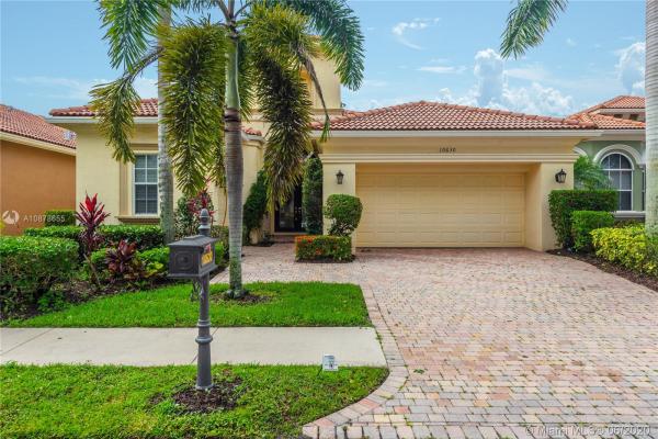 Villagio, 10630 Piazza Fontana, West Palm Beach, Florida 33412, image 2