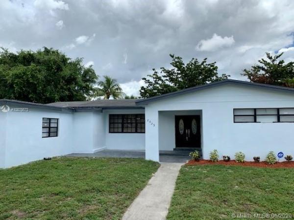 Fleetwood Gardens, 2035 NW 183rd St, Miami Gardens, Florida 33056, image 2