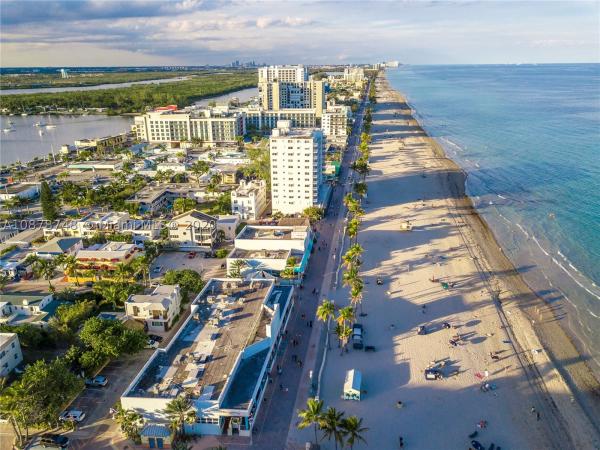 Stratford Towers, 1401 S Ocean Dr #305, Hollywood, Florida 33019, image 1