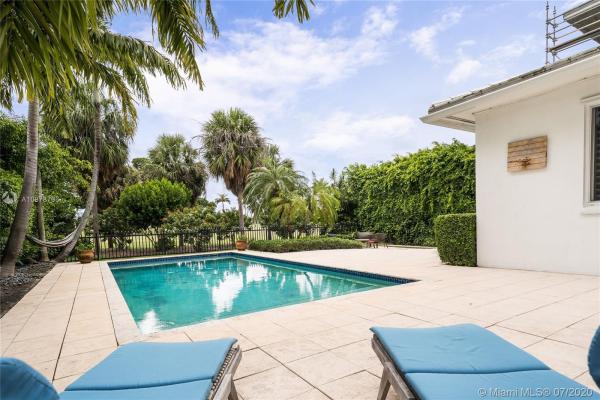Beach View, 5456 La Gorce Dr, Miami Beach, Florida 33140, image 2