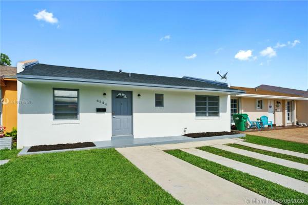 Royale Green, 4344 SW 129th Pl, Kendale Lakes, Florida 33175, image 2